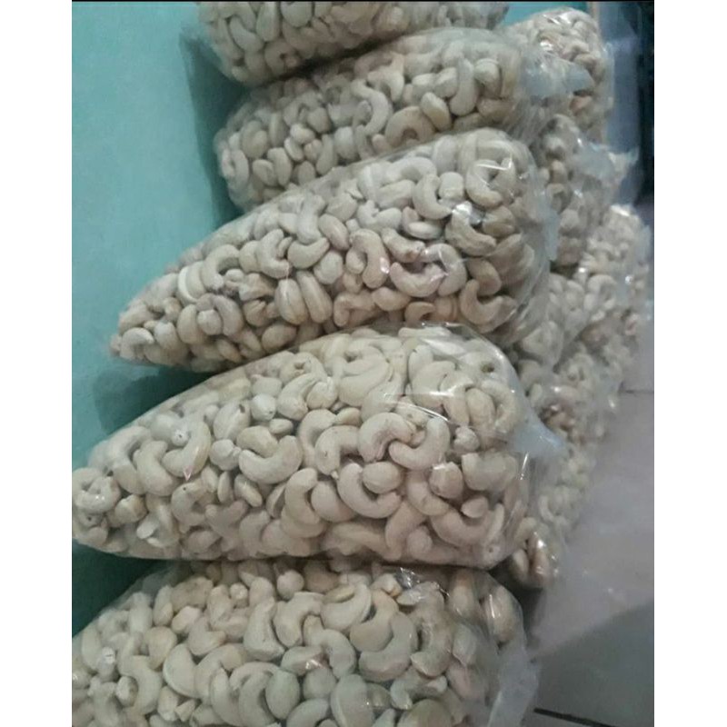 

Kacang Mede Premium ( Mentah 1 Kg)