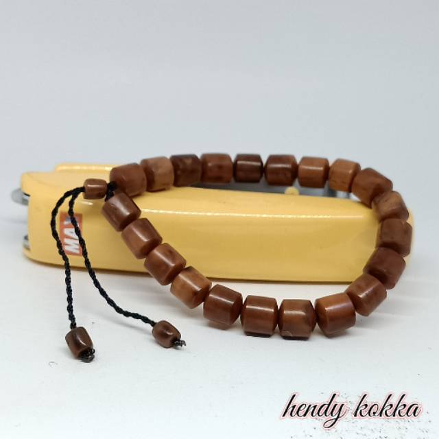 Gelang kokka kaukkah mardjan buntut coklat