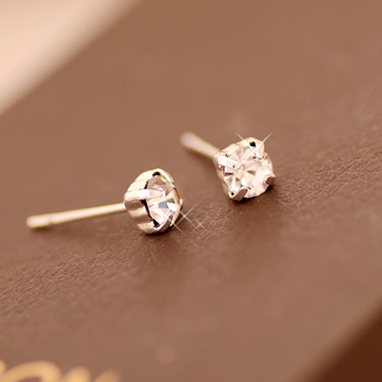 Anting Tusuk Kristal Geometri untuk Wanita