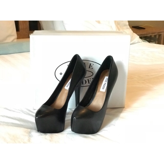 steve madden dejavu pumps