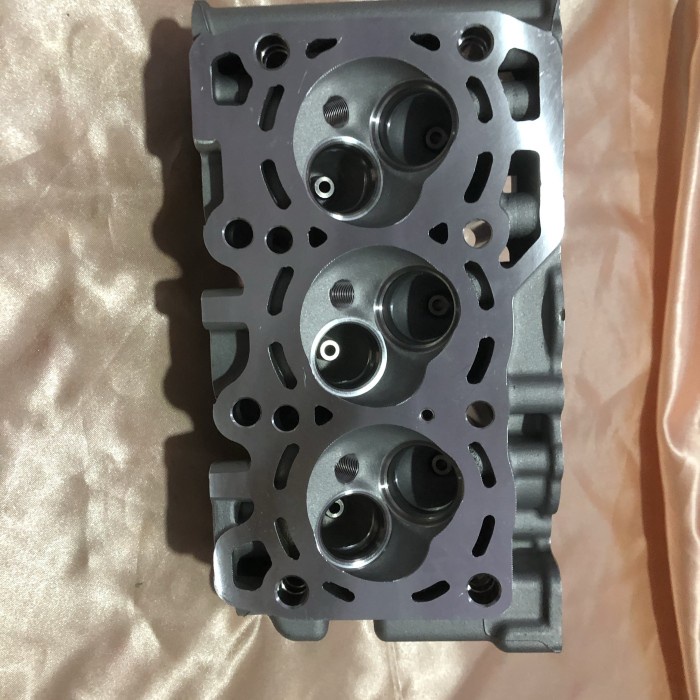 Cylinder Head/Deksel CHEVROLET SPARK 800CC