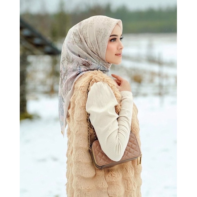 Disney Frozen Buttonscarves - Frozen Almond Buttonscarves