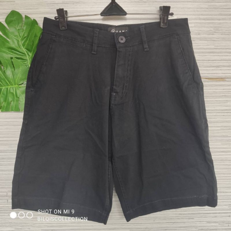 Celana pendek famo original