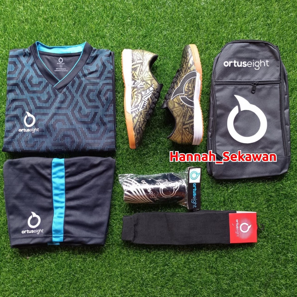 SEPATU FUTSAL - sepatu futsal komplit