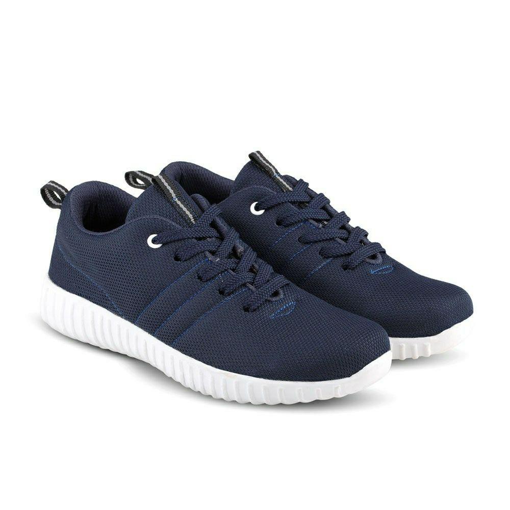 Sepatu adidas Sneakers Kets Pria