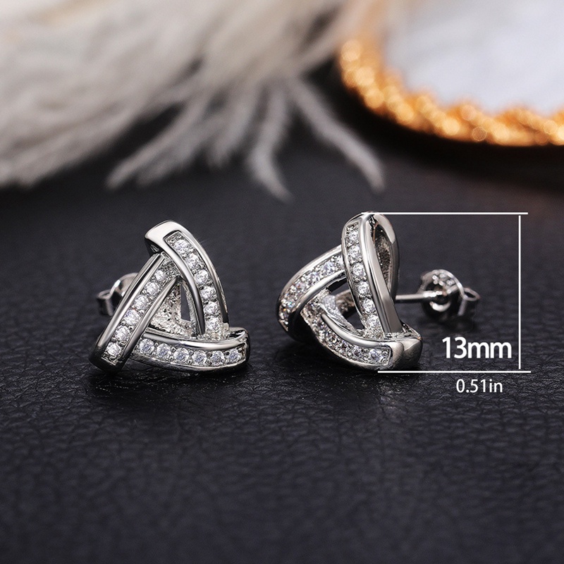 Anting Stud Bentuk Segitiga Aksen Batu Cubic Zirconia Untuk Wanita