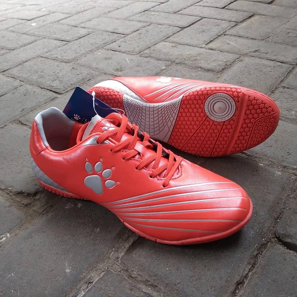 Sepatu Futsal Kelme Infinite