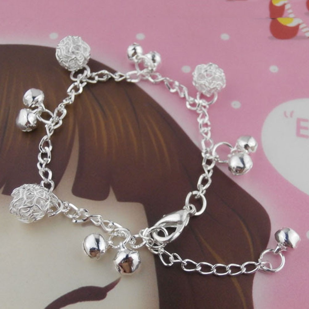 Gelang Warna Silver Desain Bola Bunga+Bel/Lonceng untuk Wanita