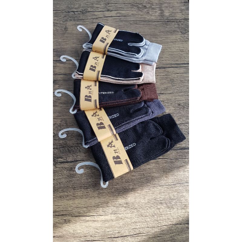 KAOS KAKI JARI JEMPOL NILON WARNA TELAPAK HITAM WANITA MOTIF POLOS MUSLIMAH DEWASA-5