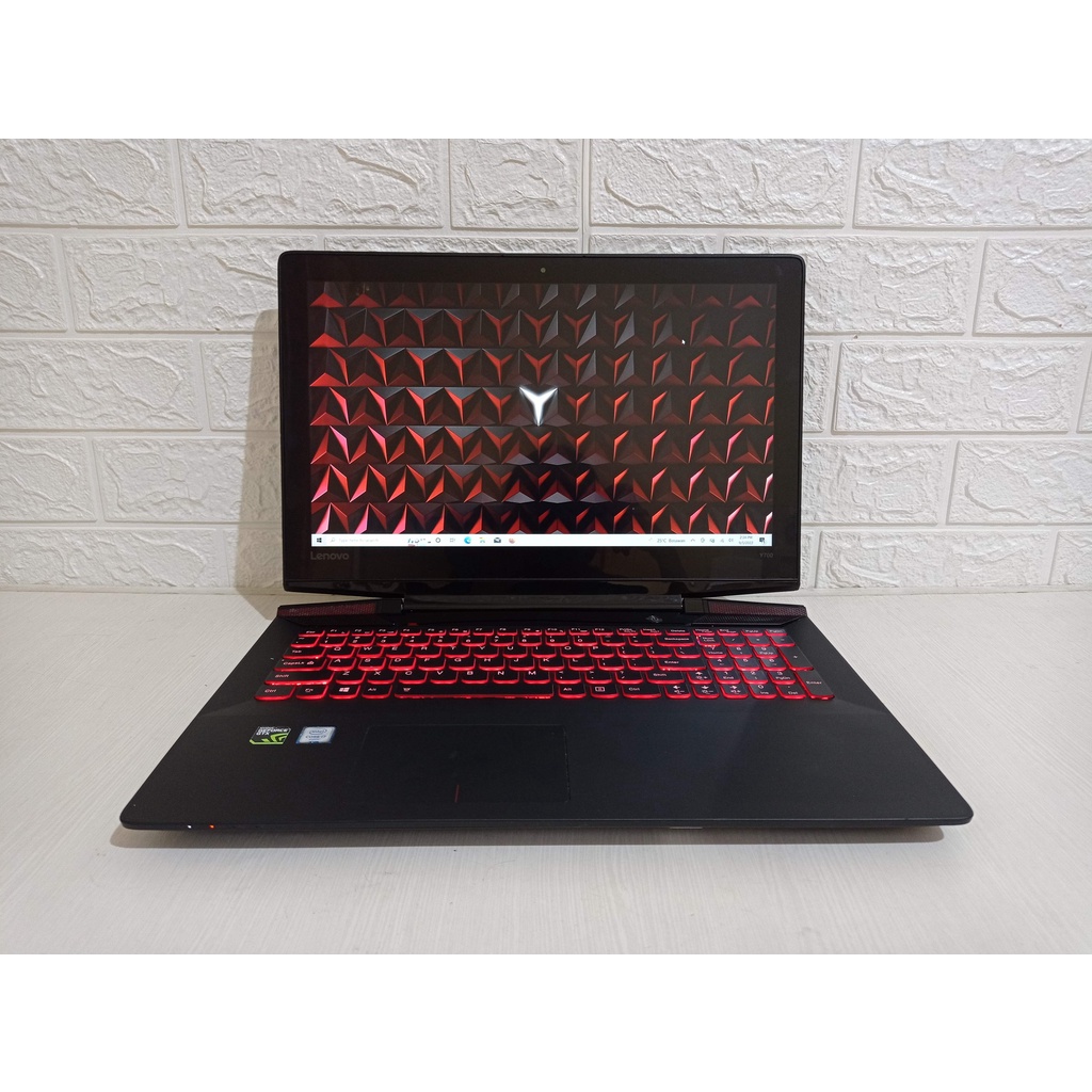 Lenovo Y700 GAMING Touchscreen Core i7 Gen 6 Dual VGA Nvidia GTX 960 SSD Laptop Second Bekas Gaming 
