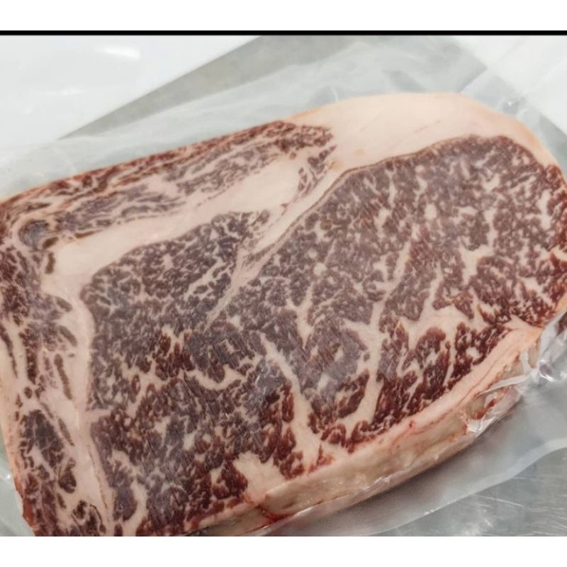 

Wagyu ribeye 8+