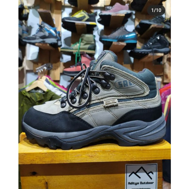 Sepatu Hiking Salewa Second
