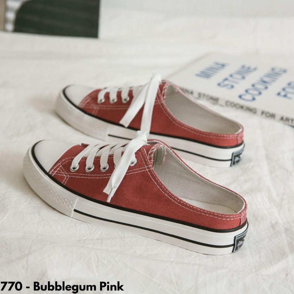 SEPATU WANITA SNEAKERS SLOP POLOS KEKINIAN PRAKTIS SIMPLE MINIMALIS SATU WARNA HITAM PUTIH 770