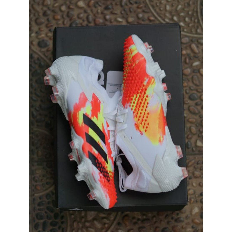 Sepatu Bola Adidas Predator 20.1 Low White Red FG