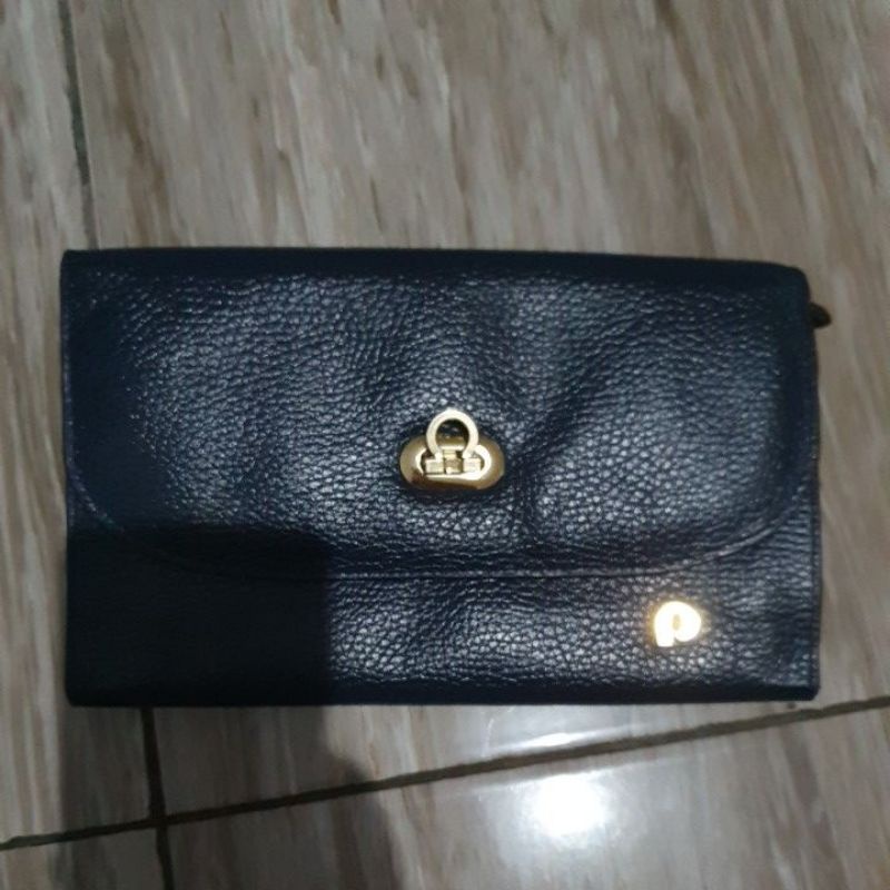 dompet preloved pavilon ukuran L