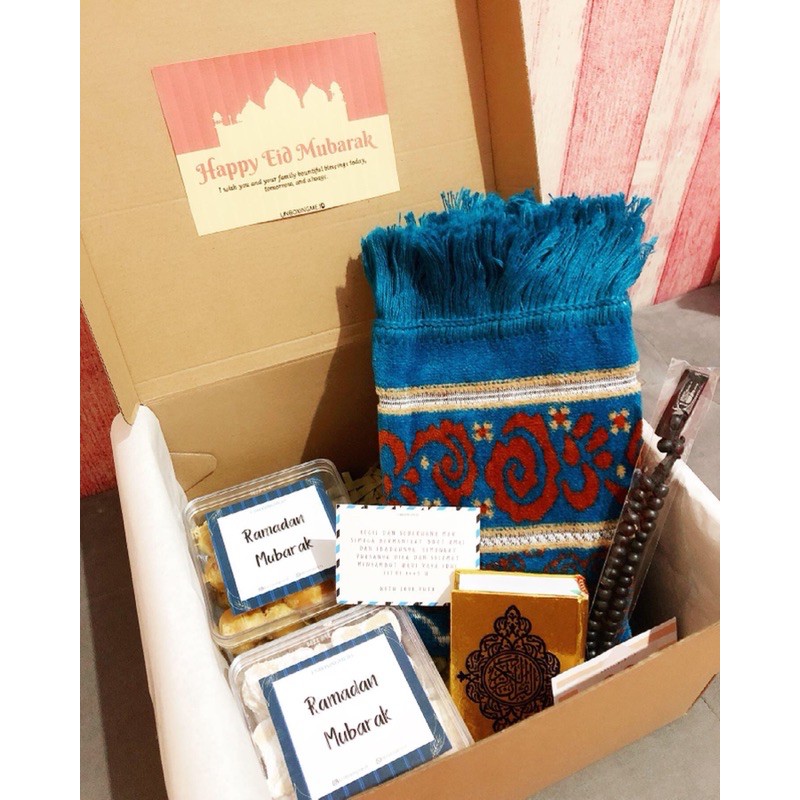 

hampers gift box kado ultah kado wisuda kado wedding