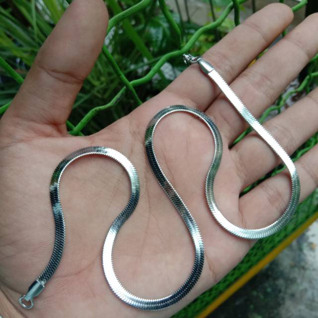Kalung Titanium Silver Kalung pria kalung cowok kalung silver kalung metal kalung murah
