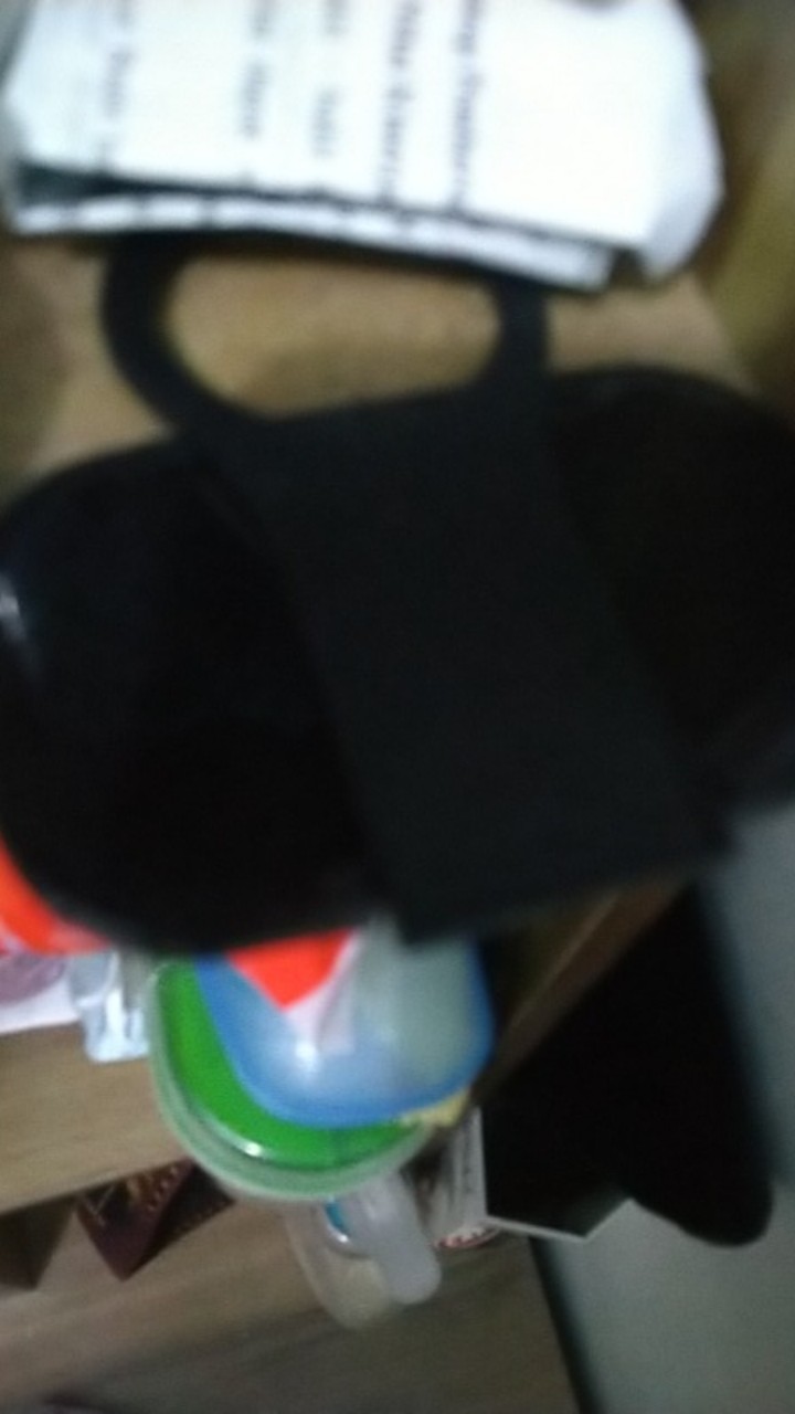 Tempat Dudukan Charger Smartphone Hp Frame Steker Tembok Gantung