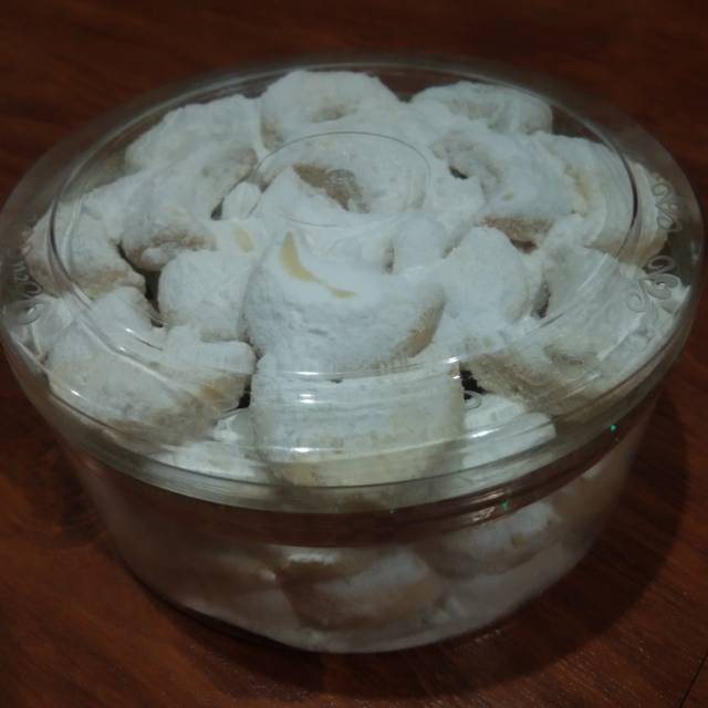 

Kue kering putri salju