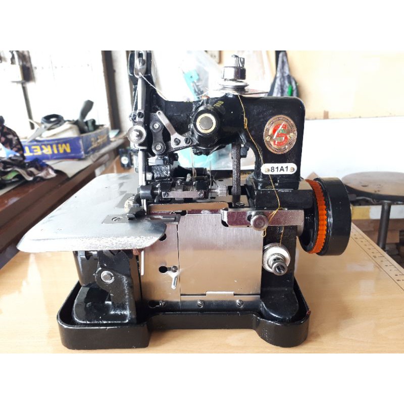 Lengkap Meja Kaki | Mesin Jahit Neci dan Obras Singer (2 Fungsi) / Jahit Pinggir Lengkap Meja Kaki