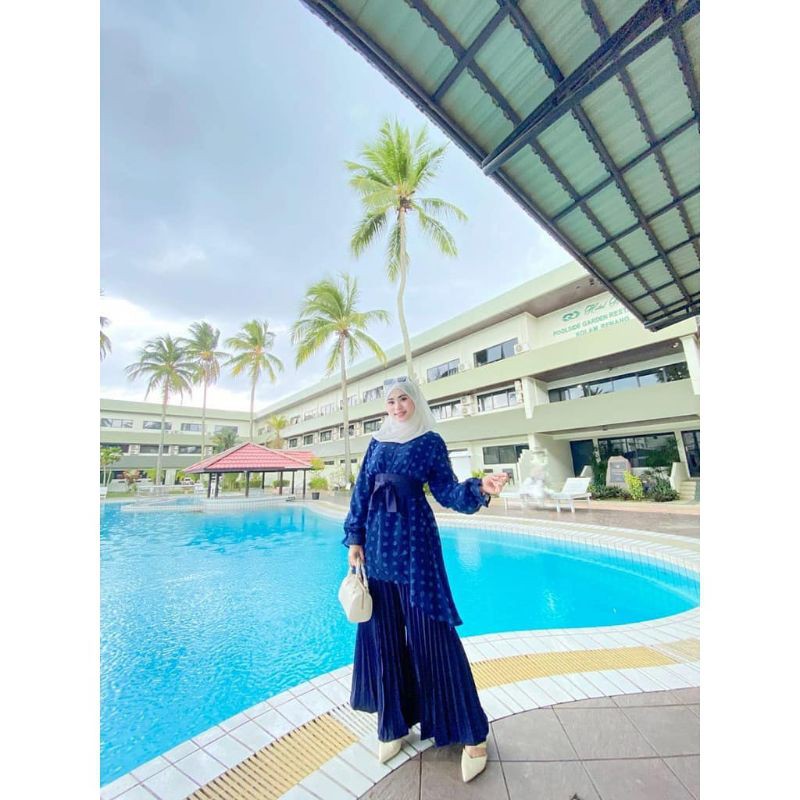 set kulot plisket andini with belt