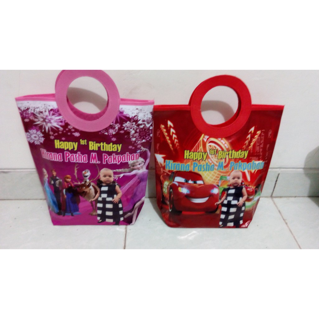 

Tas ultah gagang Bulat