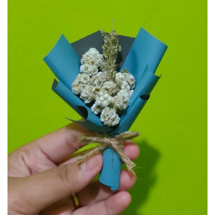 bucket edelweis mini by nurrazzizah