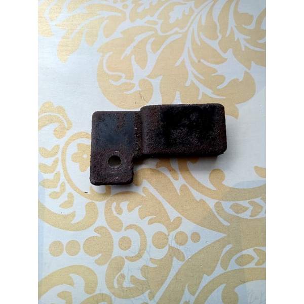 Penahan aki satria 2tak hiu lumba copotan