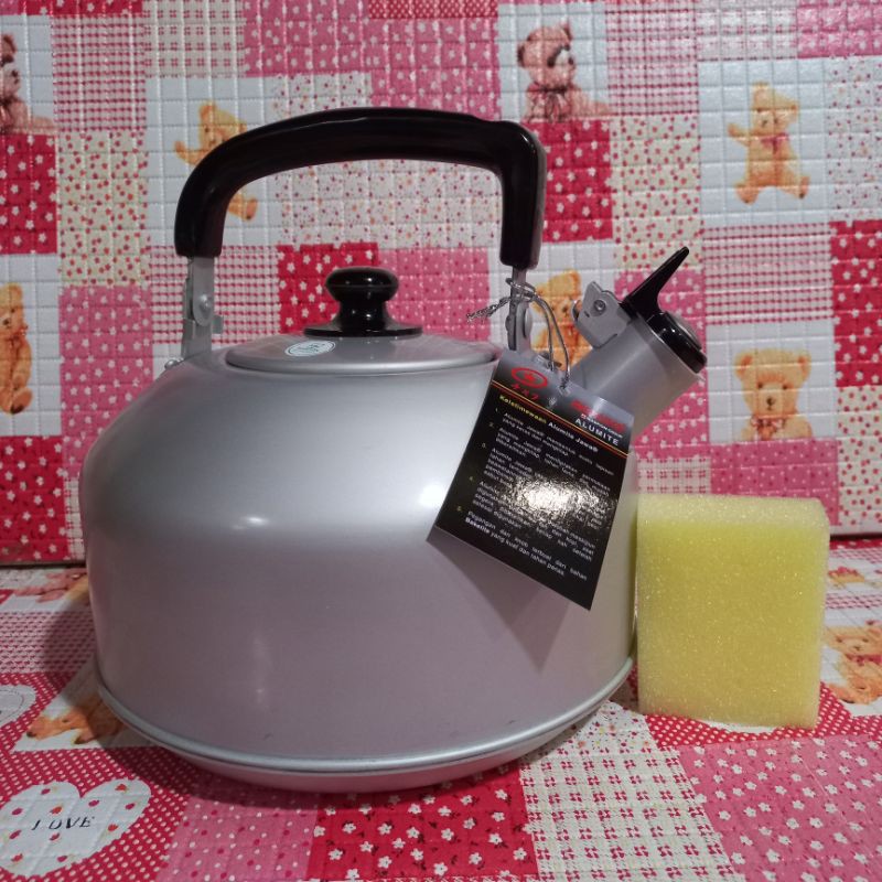 Teko Siul /teko Bunyi Whistling Kettle Maspion Ukuran 24cm&22cm