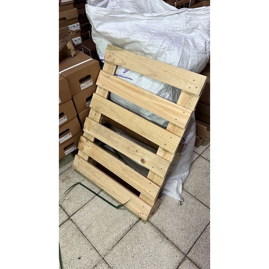 PALET KAYU BEKAS 60X80X11 CM (KONDISI SANGAT BAGUS)