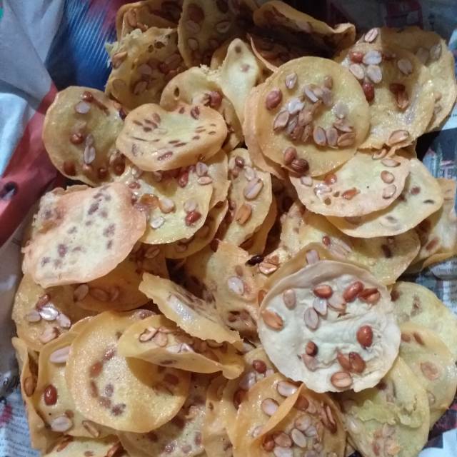 

Rempeyek kacang
