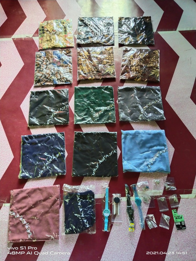 Kemeja Batik Pria Lengan Panjang Motif Ahy