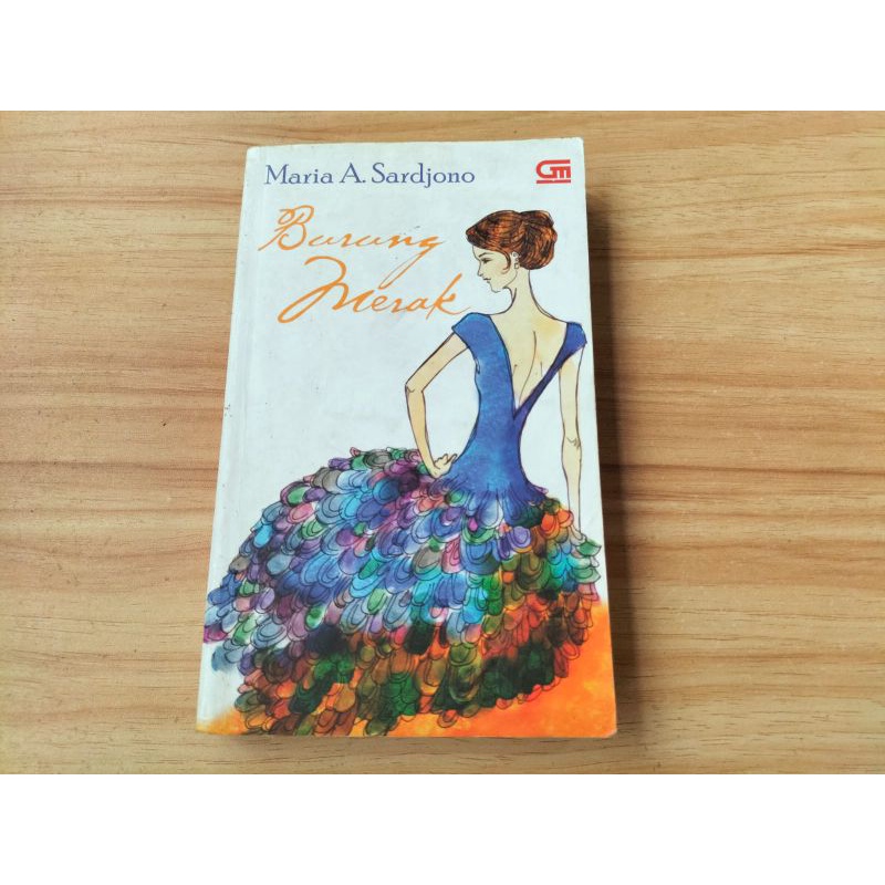 Novel Burung Merak, karya Maria A.Sardjono