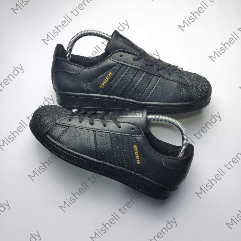 MISHELL TRENDY SEPATU PRIA ADIDAS SUPERSTAR KWALITAS PREMIUM / SEPATU ADIDAS PRIA TERLARIS / SEPATU PRIA TERKINI / SEPATU ADIDAS PRIA WANITA TERLARIS / SEPATU WANITA ADIDAS SUPERSTAR KWALITAS PREMI