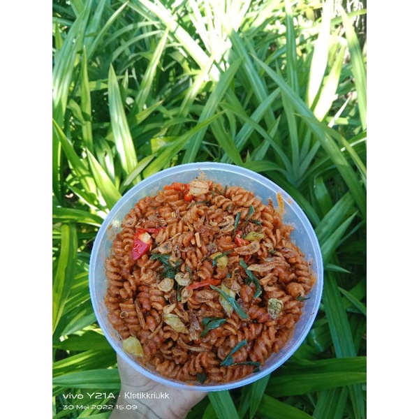 

Makaroni spiral kemasan Toples 1kg