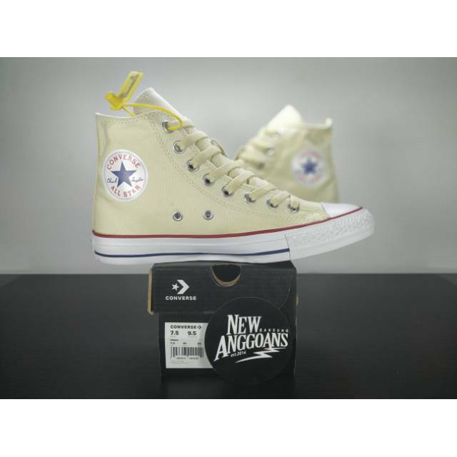 sepatu converse cream