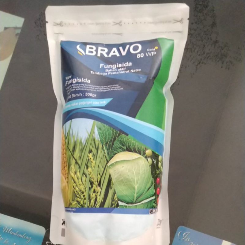 Fungisida Tembaga pentahidrat Natro BRAVO gold 80 WP ( golongan nordox dan copcide )