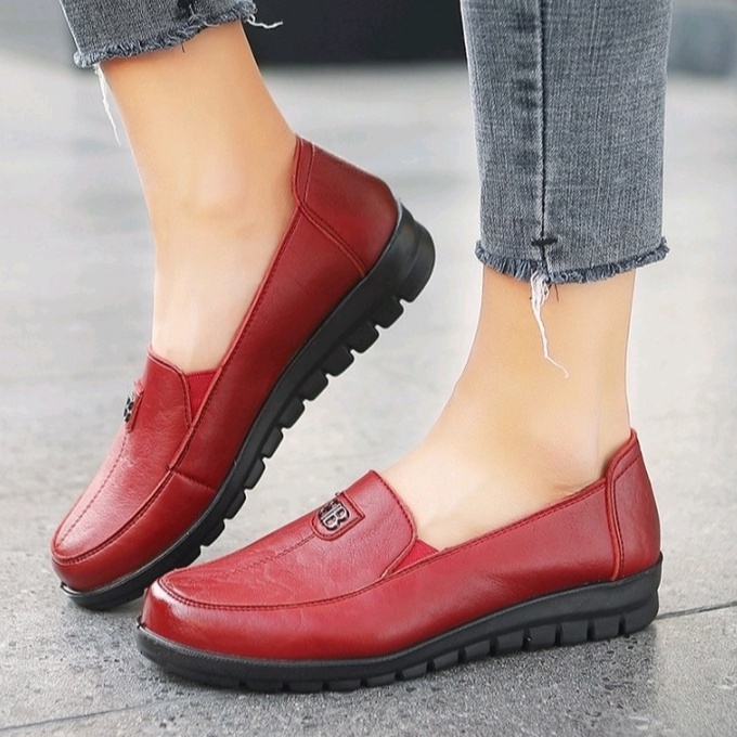 SEPATU WANITA SEPATU LOAFERS SLIP ON TERBARU SEPATU KERJA TRENDY ELEGAN KEKINIAN AND MODERN SEPATU FORMAL FAHSION WANITA-6