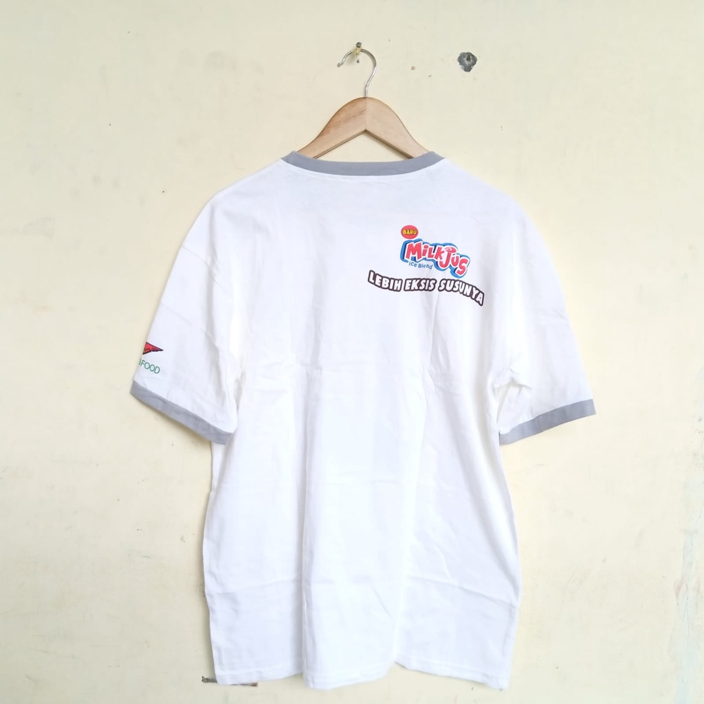 Kaos Lengan Pendek Motif Milkjus