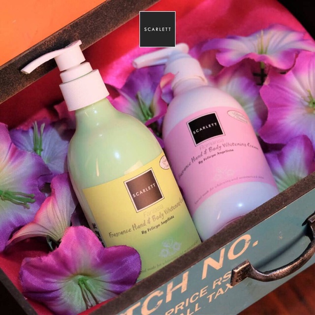 PAKET DUO SCARLETT WHITENING 300ml