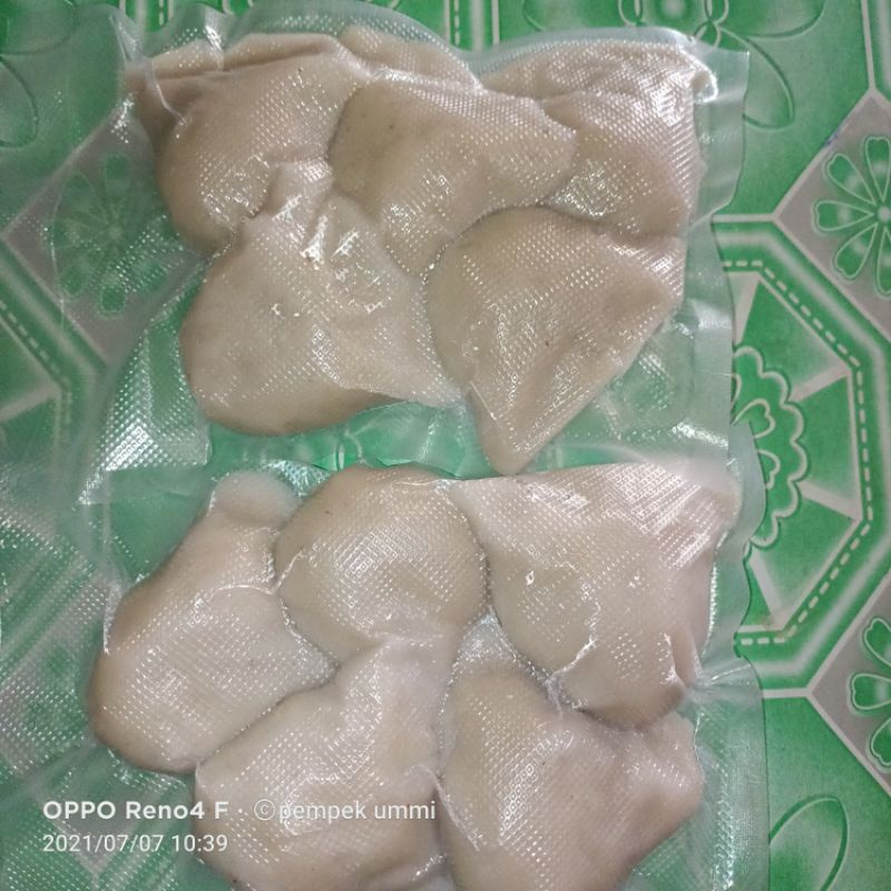 

pempek kapal selam