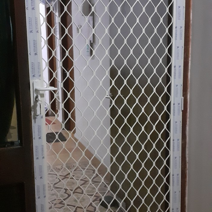 Pintu Expanda Kasa Nyamuk Custom