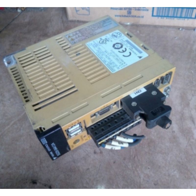 Driver Servo Motor Model SGDS 04A12A 400W