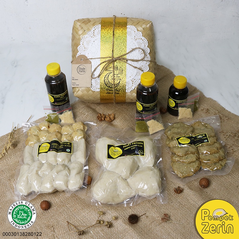

Hampers Pempek Palembang / Parsel Lebaran Idul Fitri - Paket Gold - PEMPEK ZERIN