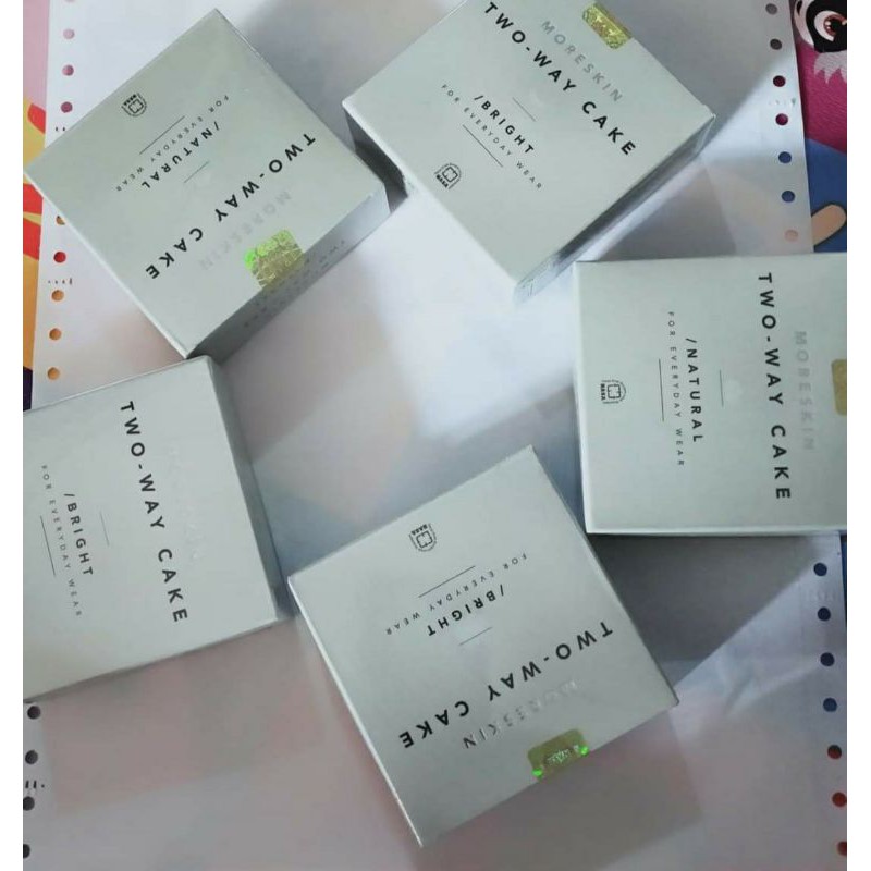 MORESKIN TWO WAY CAKE - TWO WAY CAKE - MORESKIN  BEDAK PADAT - BEDAK PADAT