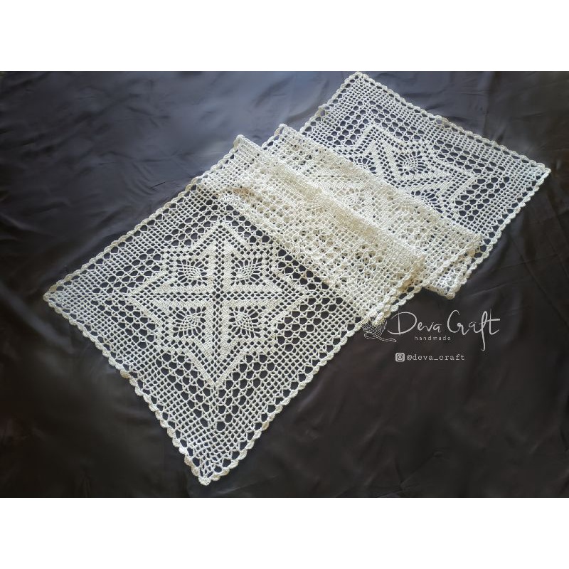 Taplak Meja Makan Rajut