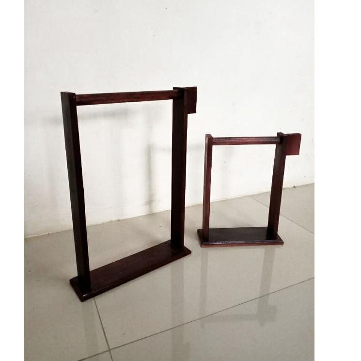 

[KODE PRODUK 0LFBH5340] Stand Menu Ukuran A5 dan A4 Stand Nomor Stand Meja Display Stand Pajangan