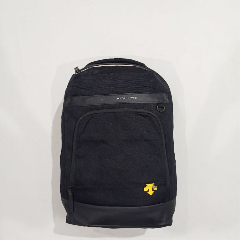 Descente Backpack / Tas Ransel Kerja Sekolah / Second Branded / Preloved Original