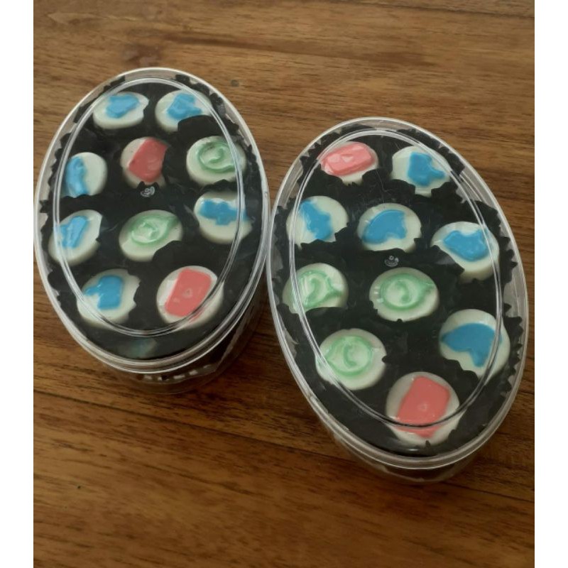 

coklat putih warna warni