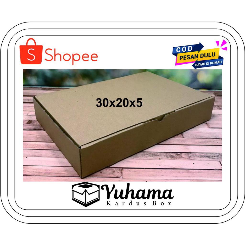 

(10 Pcs) Kardus box polos uk. 30x20x5 cm...Die Cut untuk kotak baju - dll, model box pizza